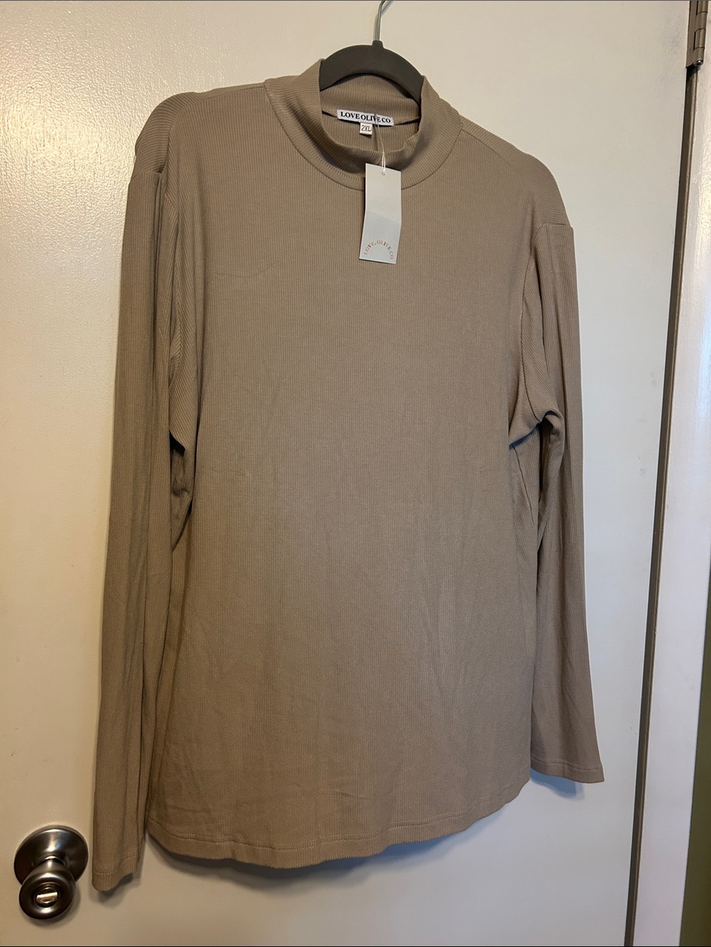 NWT Women's Long Sleeve Mock Neck Top